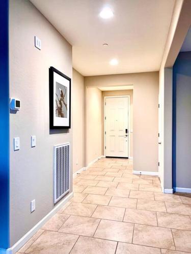 Upscale Fully Furnished Resort Home-Gated Golf Community