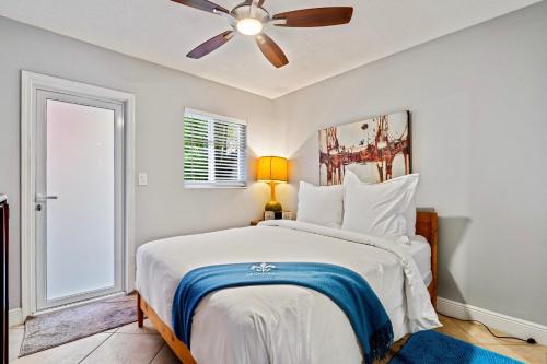 Wilton Manors 2BR Charm! Walk to the Drive image