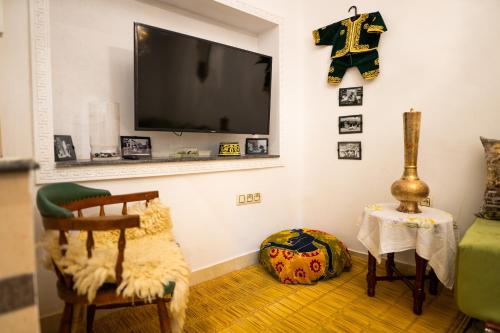 DAR AYOUB - Entire House Near PALAIS MARCHAN - Updated 2024 DAR AYOUB - Entire House Near PALAIS MARCHAN - Updated 2024