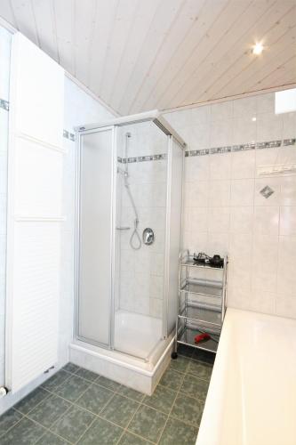 Bathroom, Ferienwohnung Romi in Steinach