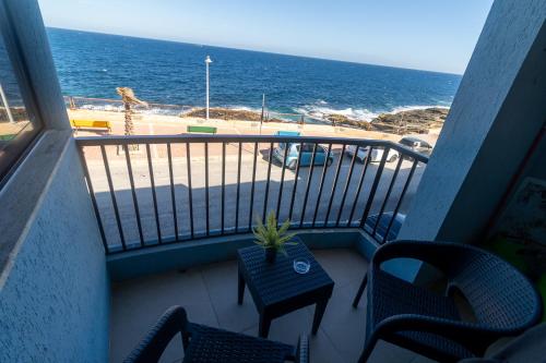 SG seaview apartment in Xghajra