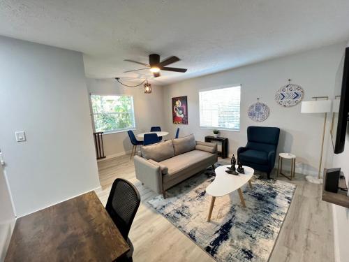 Villa Michloe - Steps from Wilton Drive in Fort Lauderdale, USA