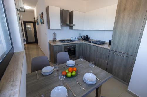 SG seaview apartment in Xghajra