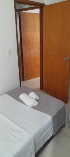 habitación con baño en bucaramanga-cerca sena-uis