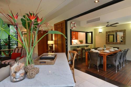 Three-Bedroom Villa image 5