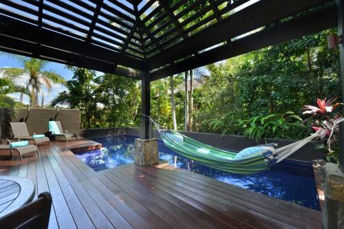 Hapuka - Luxury Villa with Stunning Views on Murphy St - image 5