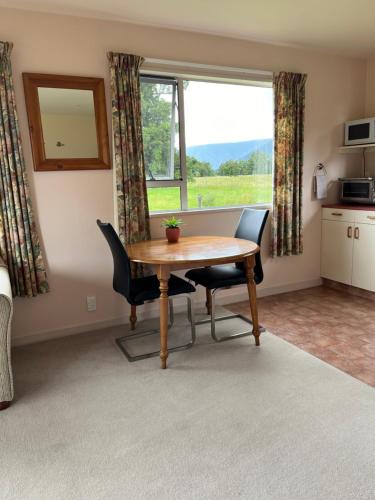 A környék, Carrickfergus Cottage Unit 2 in Harihari