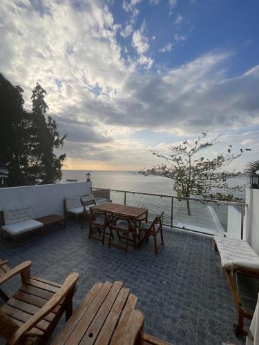 CasaDel Beach House in Batangas