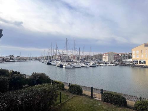 MARINA ILE ST MARTIN Joli 4 pièces avec jacuzzi Cap d'Agde - Location saisonnière - Agde