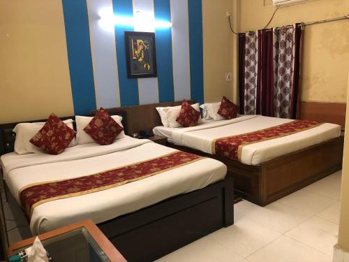 HOTEL BREEZE NEW JALPAIGURI in Bharat Nagar