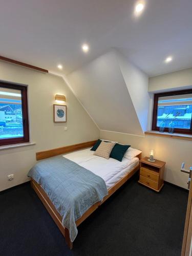 1 queen bed