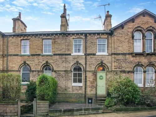 Beautiful, Relaxing Home in Central Saltaire