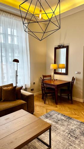 4m high apartment in heart of Warsaw!, Varšava (fotografie 9)