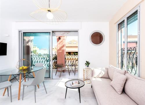2 bedrooms, 3 beds