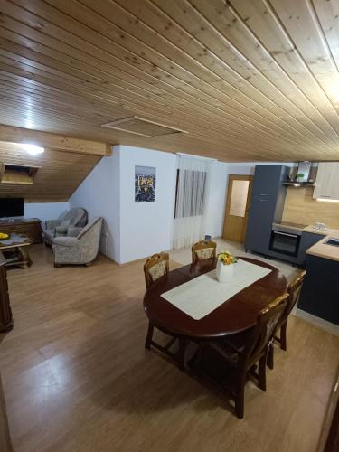 Didovina House in Rašćane