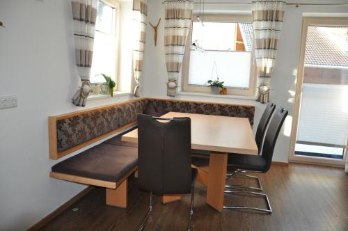 บริการและสิ่งอำนวยความสะดวก, Gastehaus Holaus in มายร์โฮเฟน