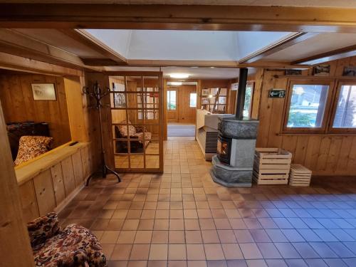 大堂, Le Catogne in 尚佩