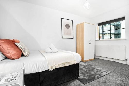 City Centre - Two Bedroom Apartment - Juliet Balcony - Secure Parking - WIFI - Smart TV - Top Rated -33S, Birmingham (fotografie 6)