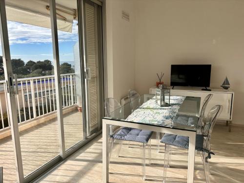 French Riviera apartment with swimming pool and free parking near Monaco - Location saisonnière - Roquebrune-Cap-Martin