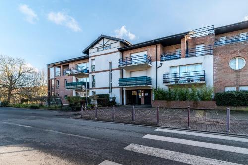 Exterior view, T2 avec Terrasse Citadelle in Bois Blancs