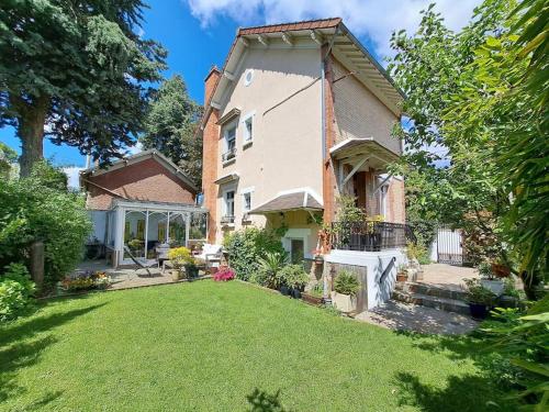 Maison avec jardin /25 min Paris/ 5 min Versailles