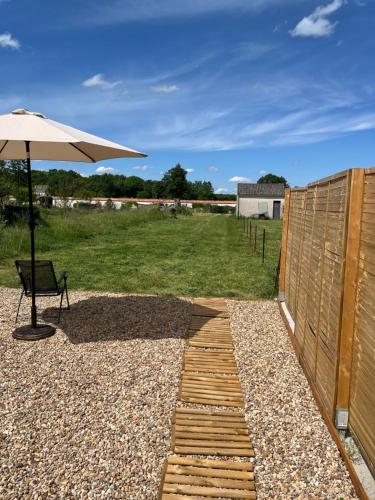 Stunning 2 bedroom townhouse in pretty village in Mézières-en-Brenne