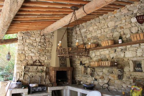 La Crozette - Mas Provençal (La Crozette - Mas Provencal) in Saint-Restitut