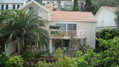 Natalie Apartments - image 10