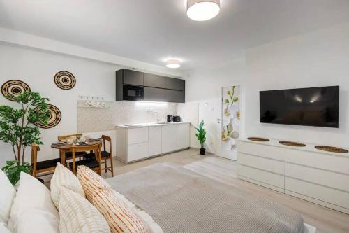 Terrace Vista-Modern 2BR Retreat, Budapešť