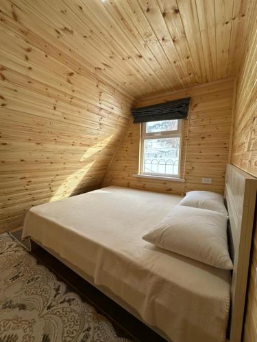 Dolinka Lodge - Tap to explore photos
