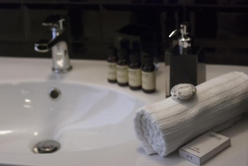 App Leoncino Design Apartment in Rome - image 10