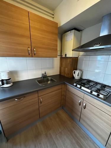 Lovely 2-bedroom apartment with balcony (near center), Маастрихт (фото 4)