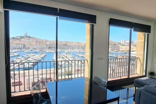 Sublime appartement avec vue sur le Vieux Port - Location saisonnière - Marseille
