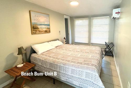 Arlington Bungalows-Sarasota 10 min to Siesta Key - image 4