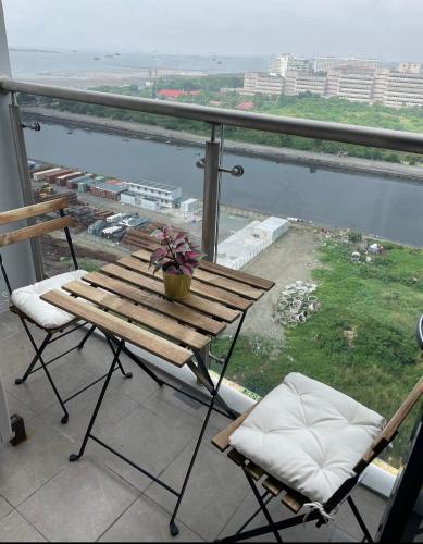 Condotel-Shore 2 Residences MOA, Manila (Foto 10)