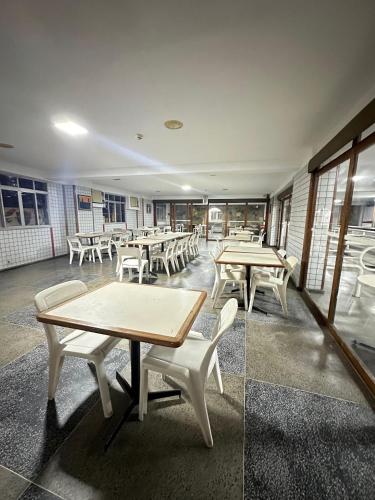 Restaurant, Hotel Novo Plano in Mares