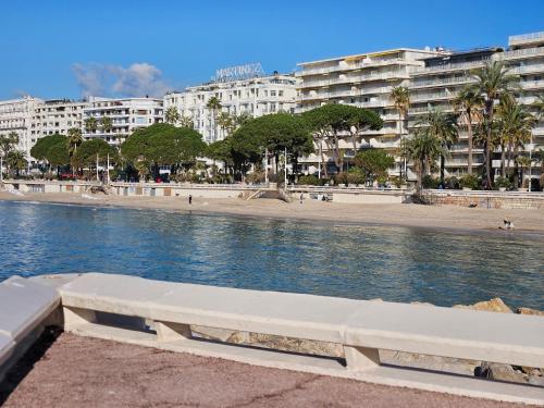 Közeli látványosságok, The Yachting - Host Provence in Le Cannet