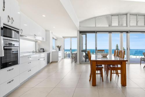 2 On The Park - Prime Location with Breathtaking Ocean Views