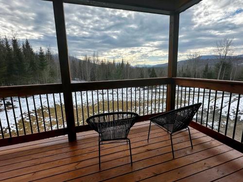 2M New rustic contemporary home with stunning views, great amenities and perfect private location. 2M New rustic contemporary home with stunning views, great amenities and perfect private location.