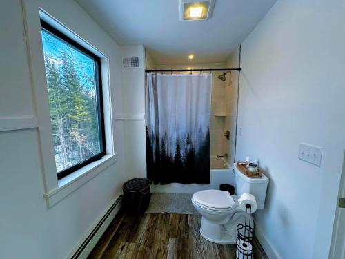 2M New rustic contemporary home with stunning views, great amenities and perfect private location. 2M New rustic contemporary home with stunning views, great amenities and perfect private location.