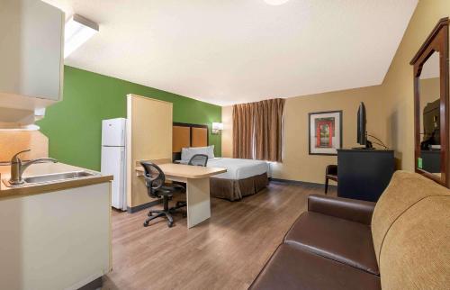 Extended Stay America Select Suites - Chicago - Downers Grove