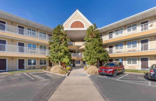 Extended Stay America Suites - St Louis - Westport - East Lackland Rd - Hotel - Maryland Heights