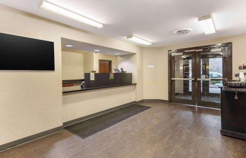 Előcsarnok, Studio 6 Extended Stay Minneapolis&nbsp; Airport&nbsp; Eagan&nbsp; &nbsp;MN in Eagan (Minnesota)