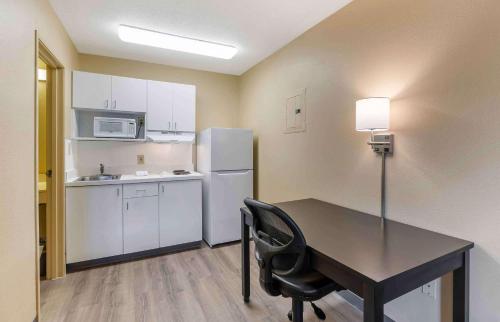 Extended Stay America Suites - St Louis - Westport - East Lackland Rd