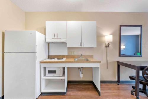 Extended Stay America Premier Suites - Union City - Dyer St