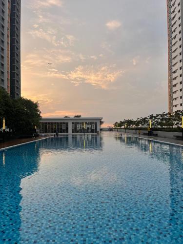 Alanis Suite KLIA With Neflix - image 12
