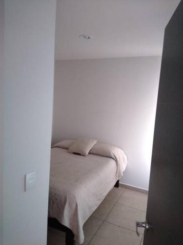 Casa familiar en coto privado. in San Francisco Tesistán, Mexico