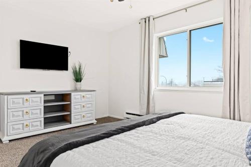 1BR Pet-Friendly Apartment with King Bed in Royal Oak, USA