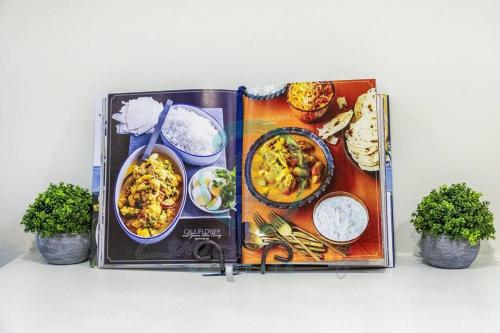 ZEN SUN CITY Cozy 2-BR/2-BA Ocean View Retreat - Photo 2