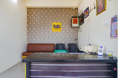 FabExpress Vaishnav Inn